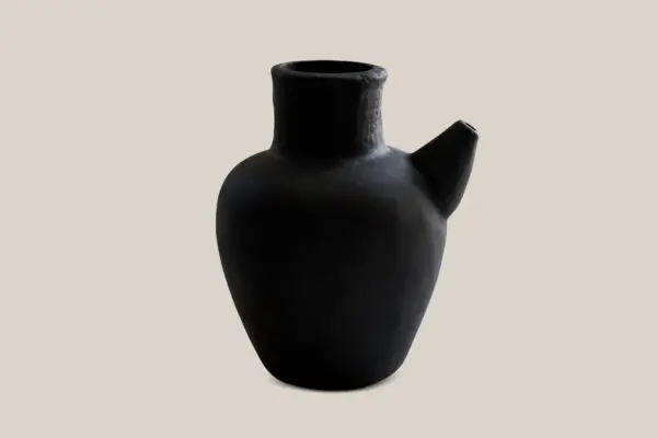 Carlotta-Vase-Black