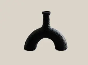 Estrella-Ceramic-Vase-Black-1